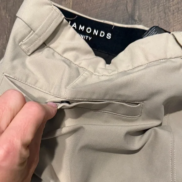 7 Diamonds Men's Tan Chinos